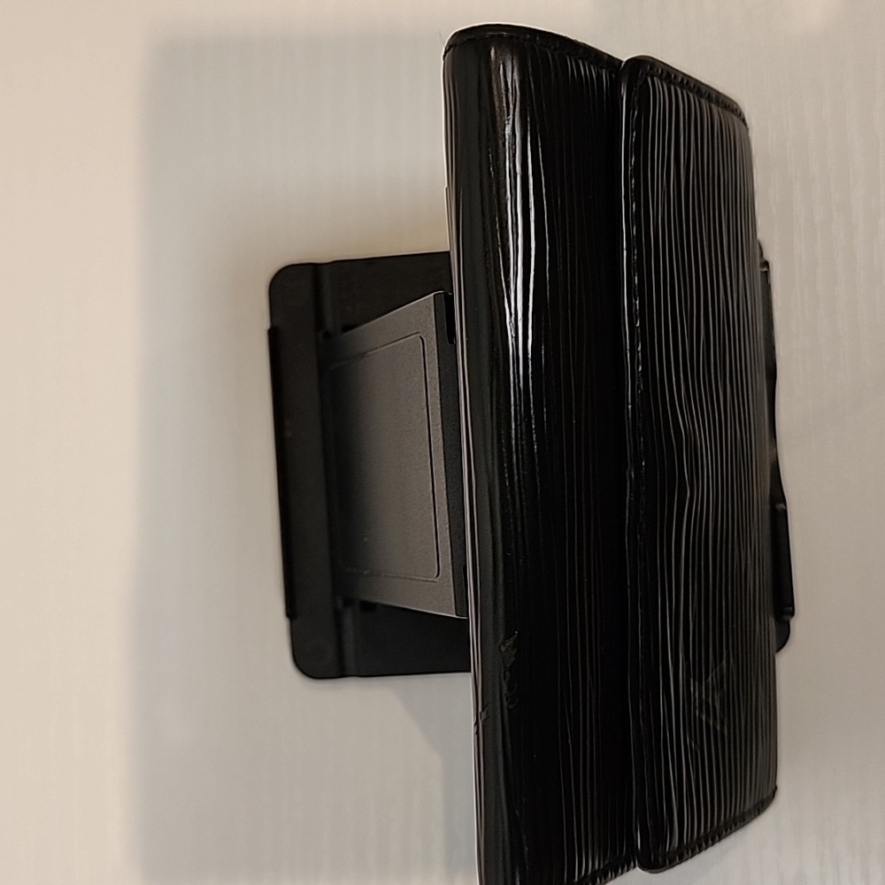 Vintage Louis Vuitton Black Epi Key Holder - Picture 6 of 12